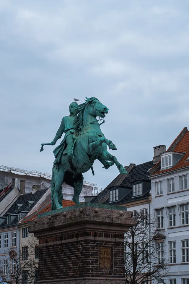 Thumbnail for yhc-veao-mtp